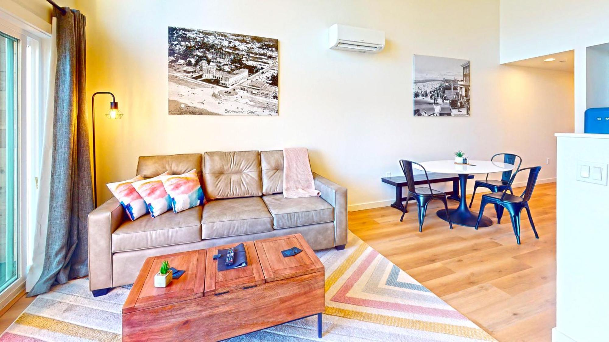 The Commons - Urban Coastal Lodging Seaside