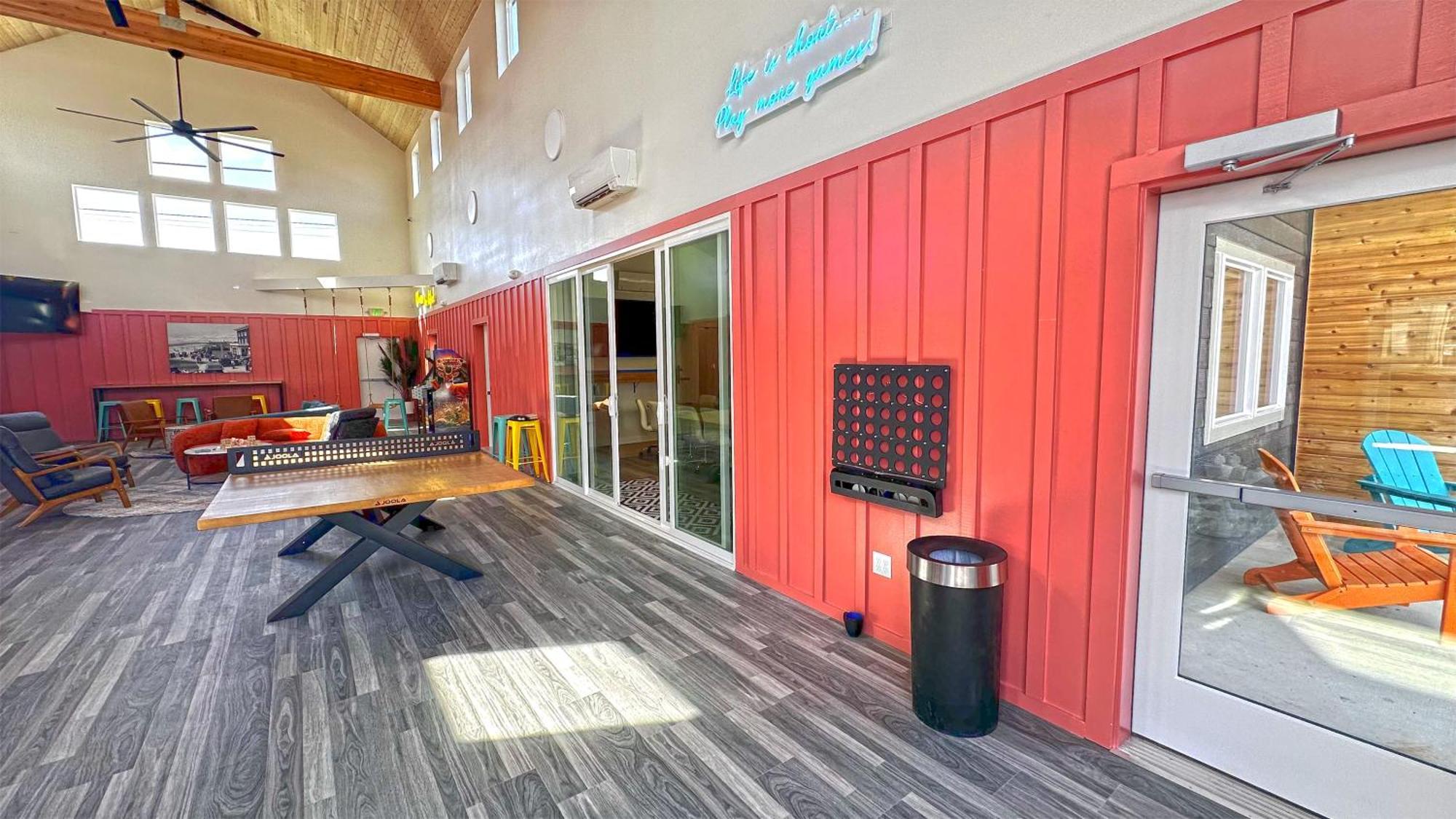 The Commons - Urban Coastal Lodging Seaside