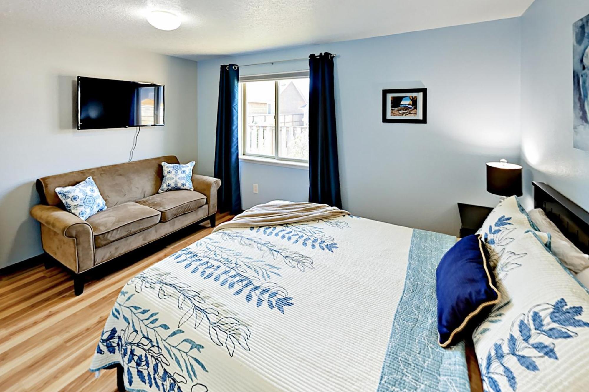 Holiday home Azure Waves