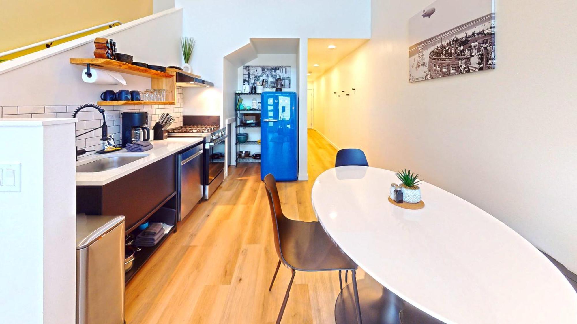 The Commons - Urban Coastal Lodging Villa Seaside