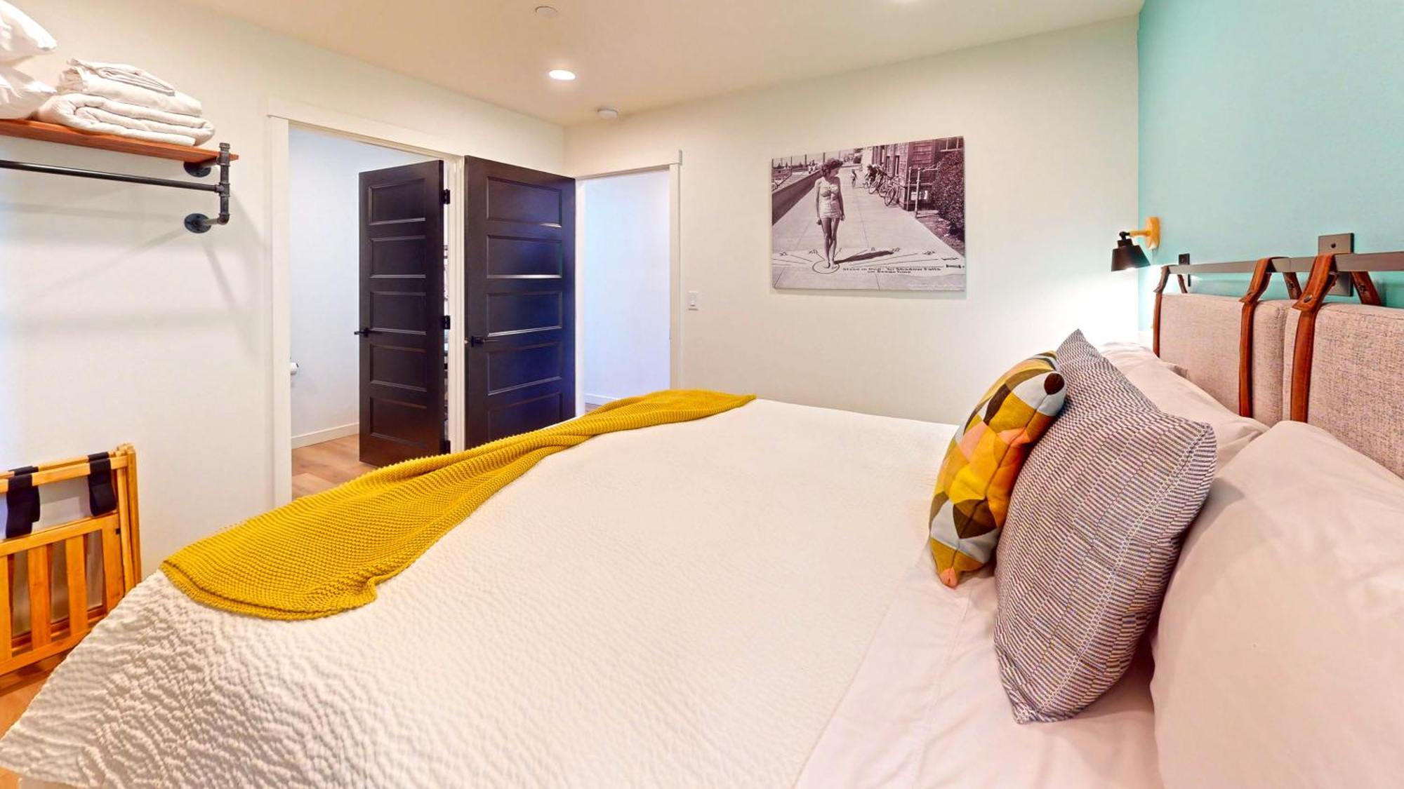 The Commons - Urban Coastal Lodging * Seaside