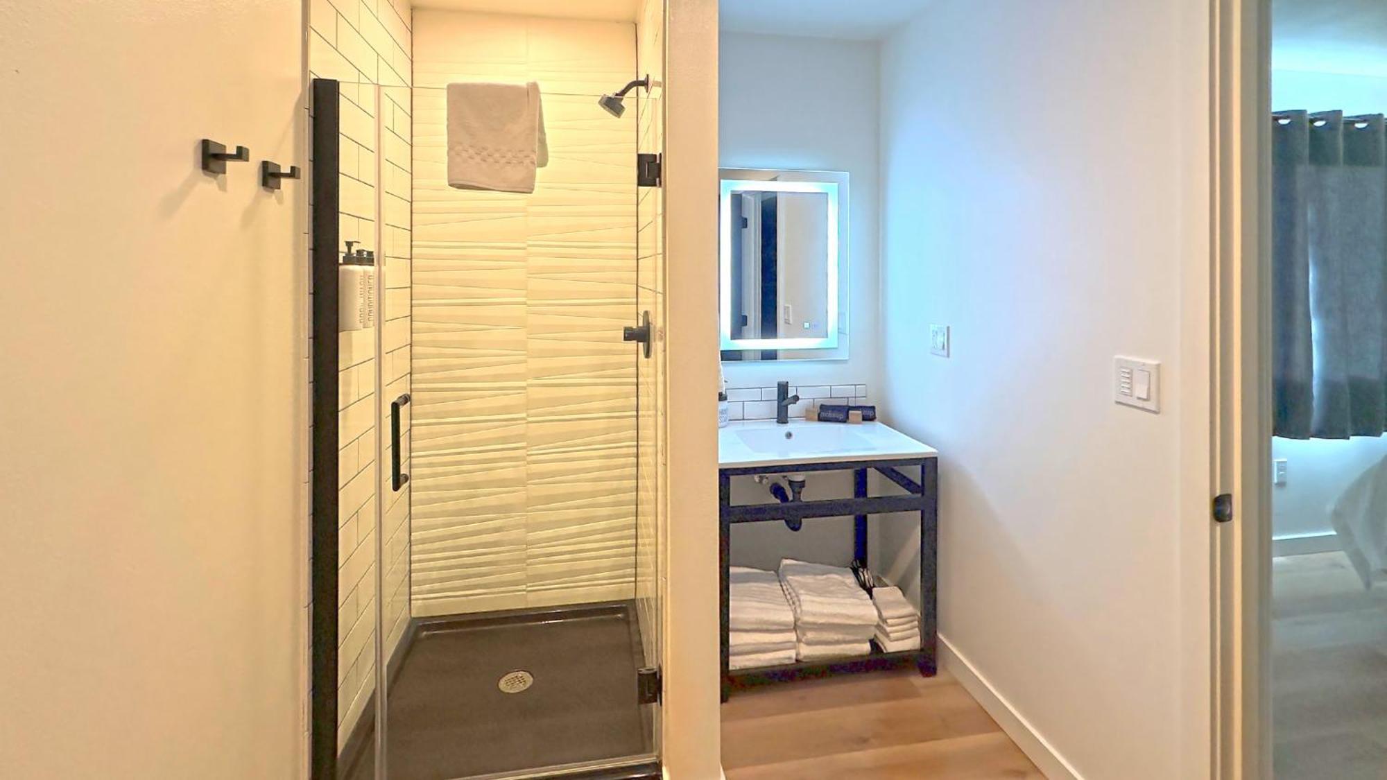 The Commons - Urban Coastal Lodging * Seaside