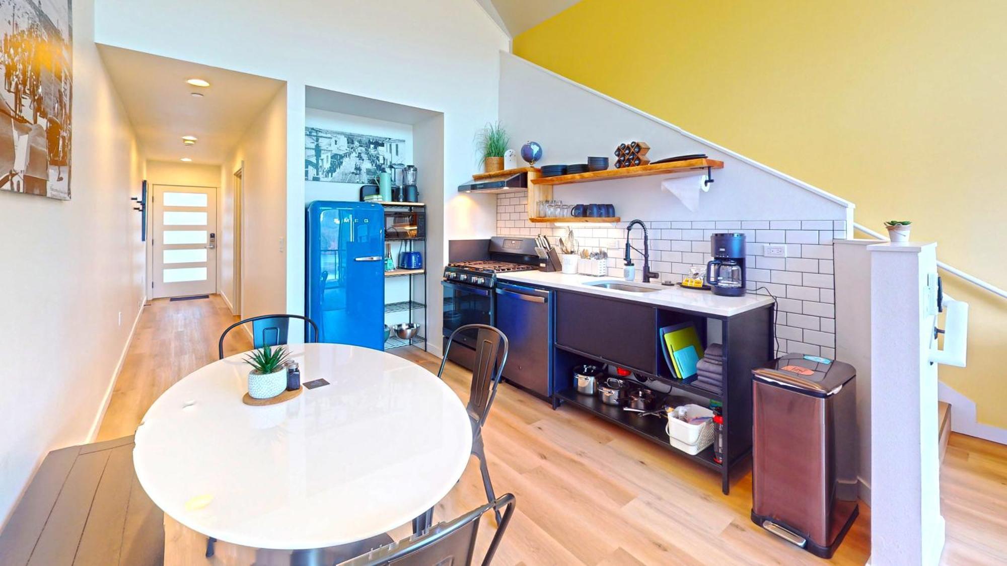 The Commons - Urban Coastal Lodging Seaside