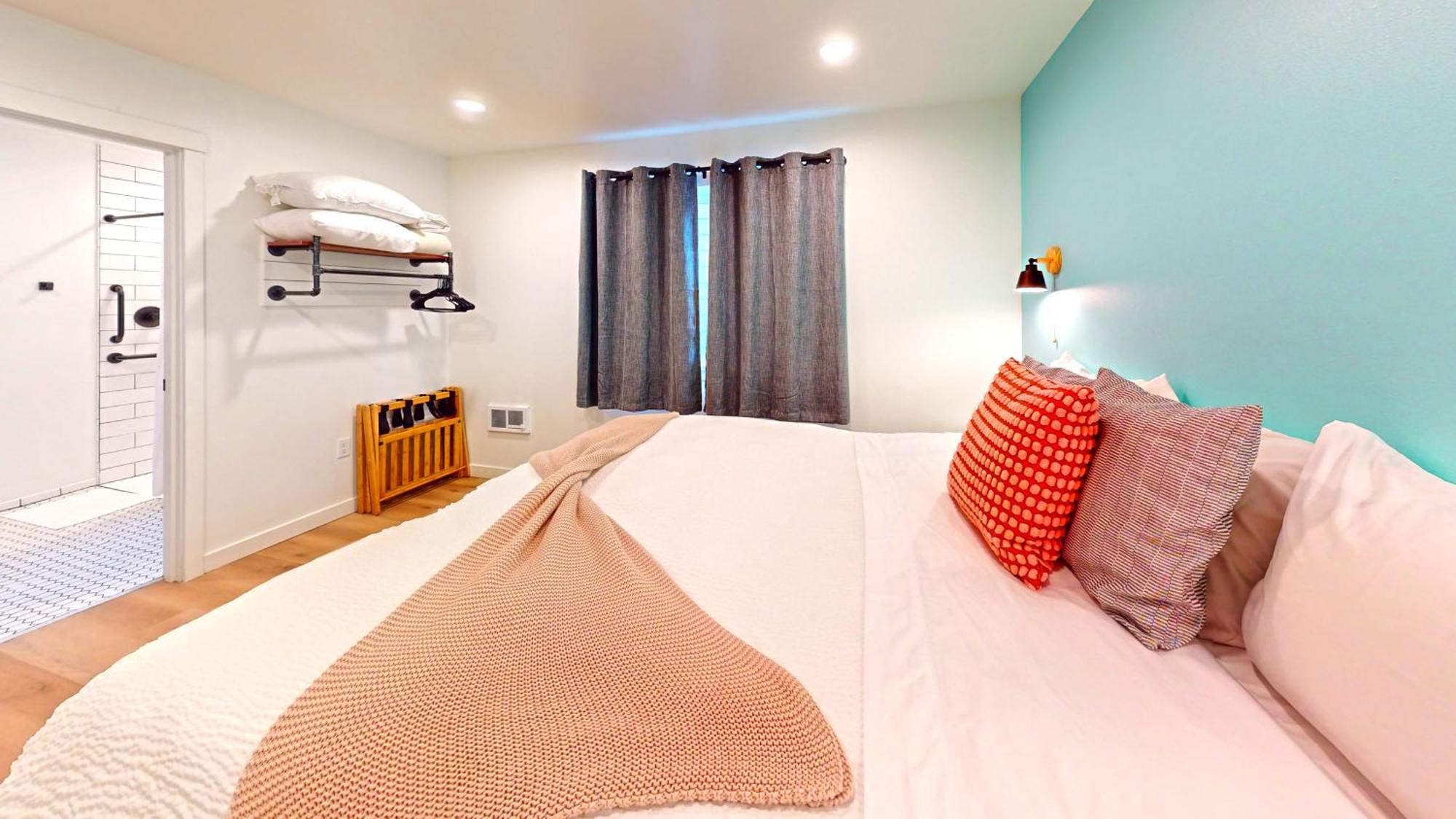 Villa The Commons - Urban Coastal Lodging *