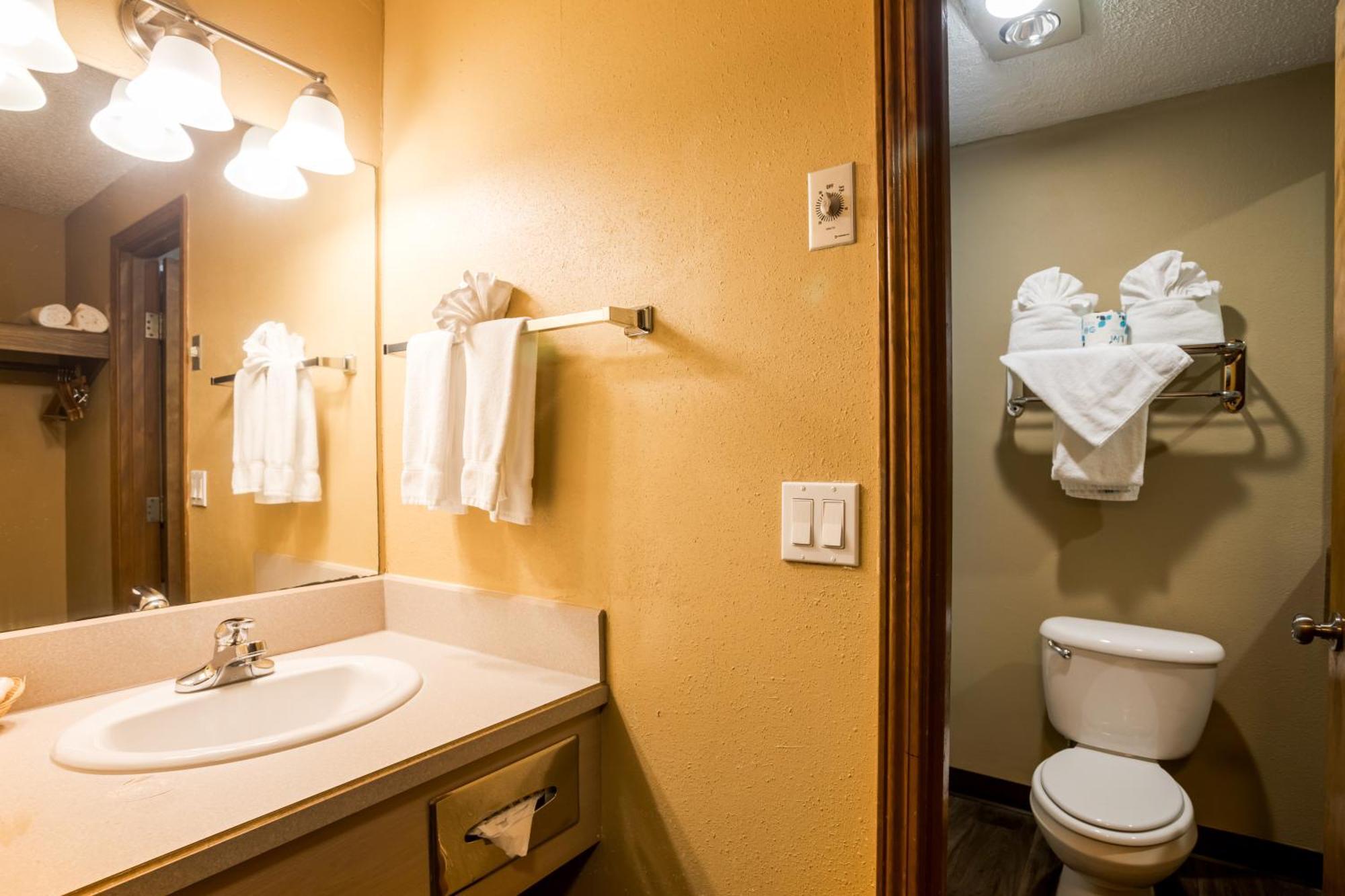 Motel Ebb Tide Oceanfront 2*