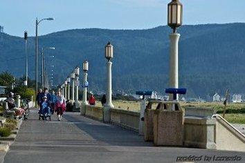 At The Prom Oceanfront Seaside