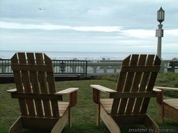 At The Prom Oceanfront Inn 4*