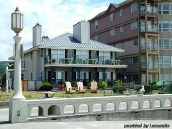 At The Prom Oceanfront 4* Seaside