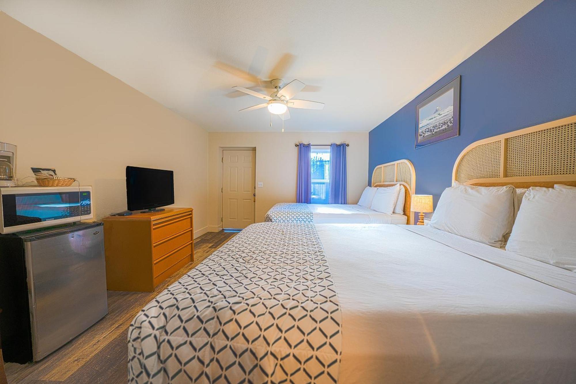 Hotel Centre By Oyo Seaside