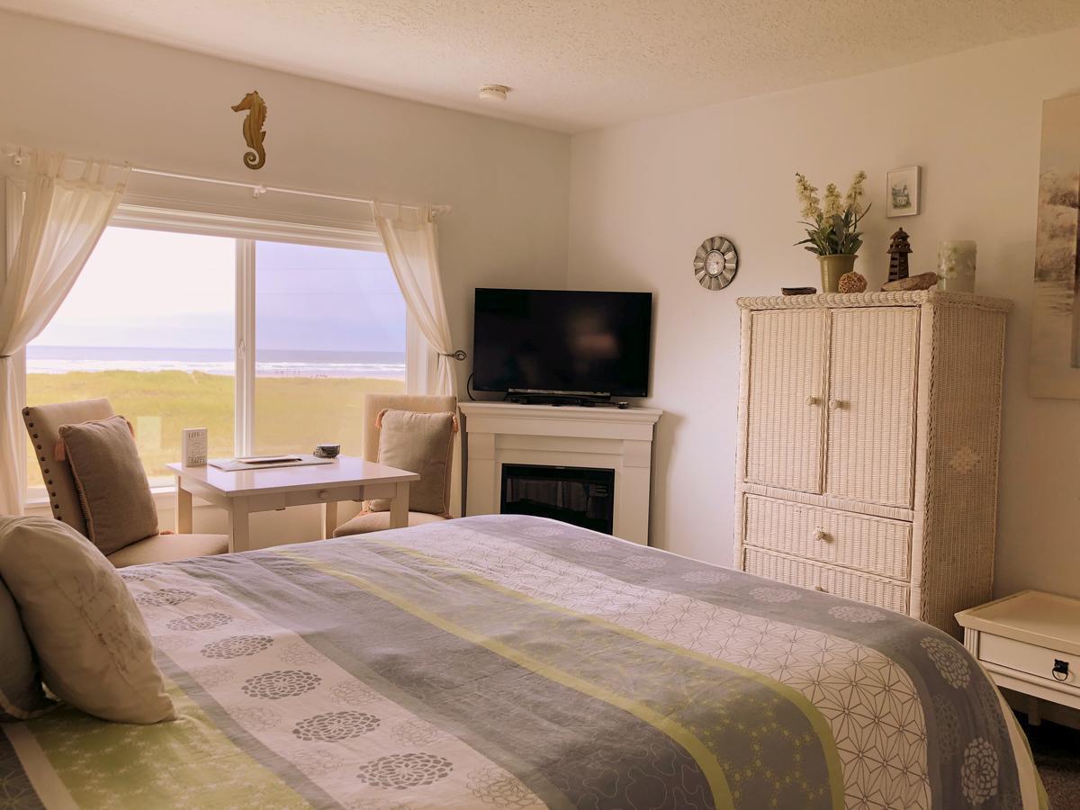 The Tradewinds Condo/Hotel 3* Seaside