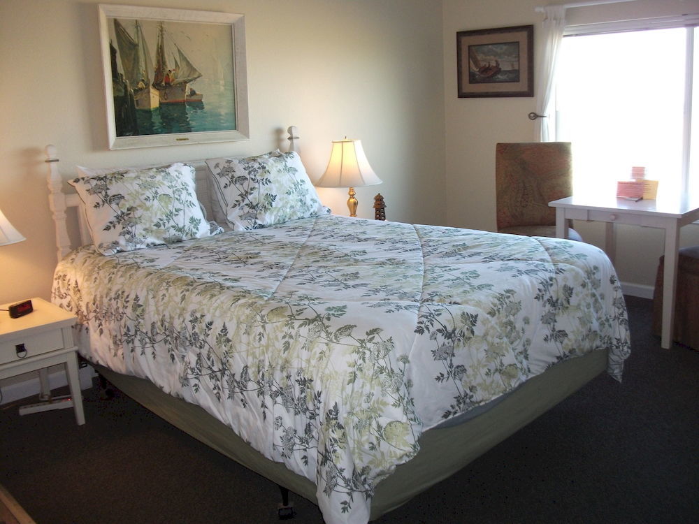 The Tradewinds Condo/Hotel Aparthotel