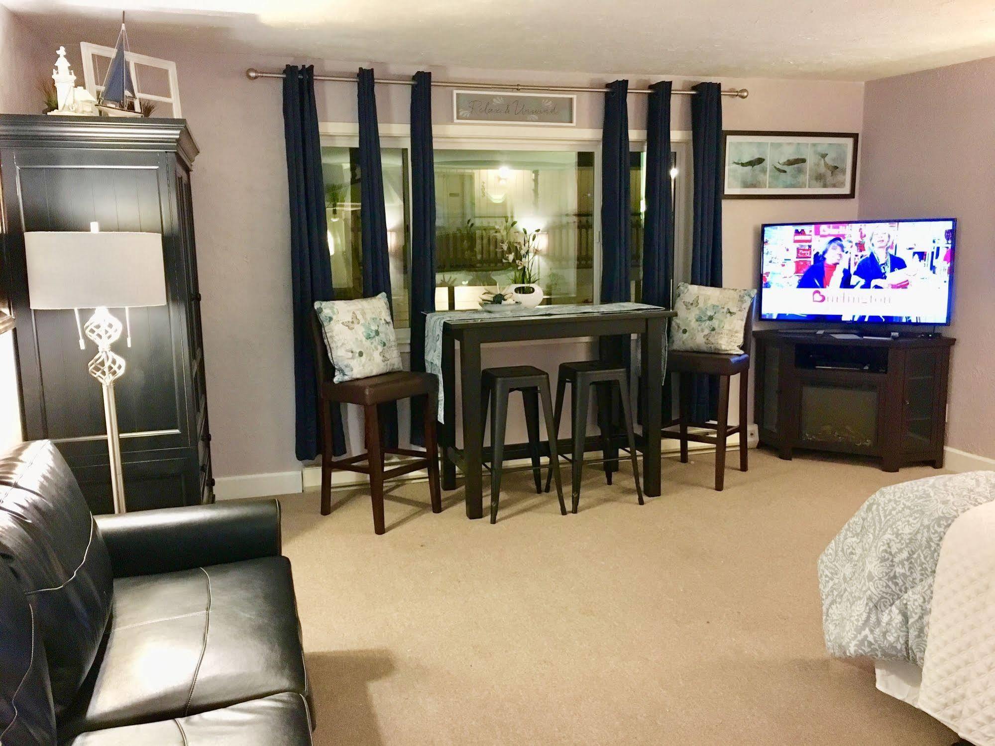 The Tradewinds Condo/Hotel Seaside