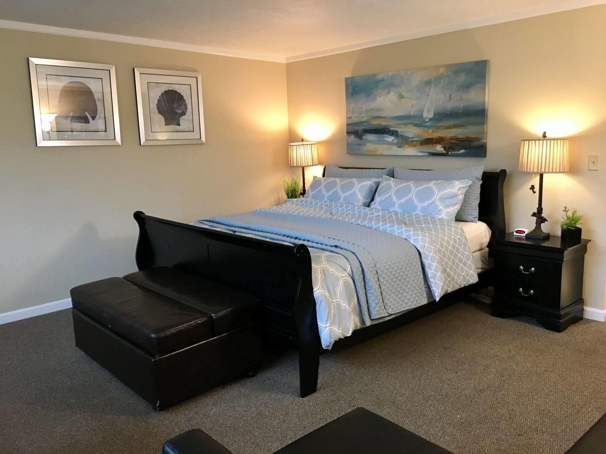 Aparthotel The Tradewinds Condo/Hotel Seaside
