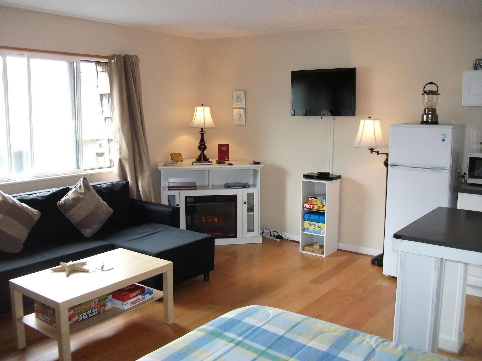 The Tradewinds Condo/Hotel 3*