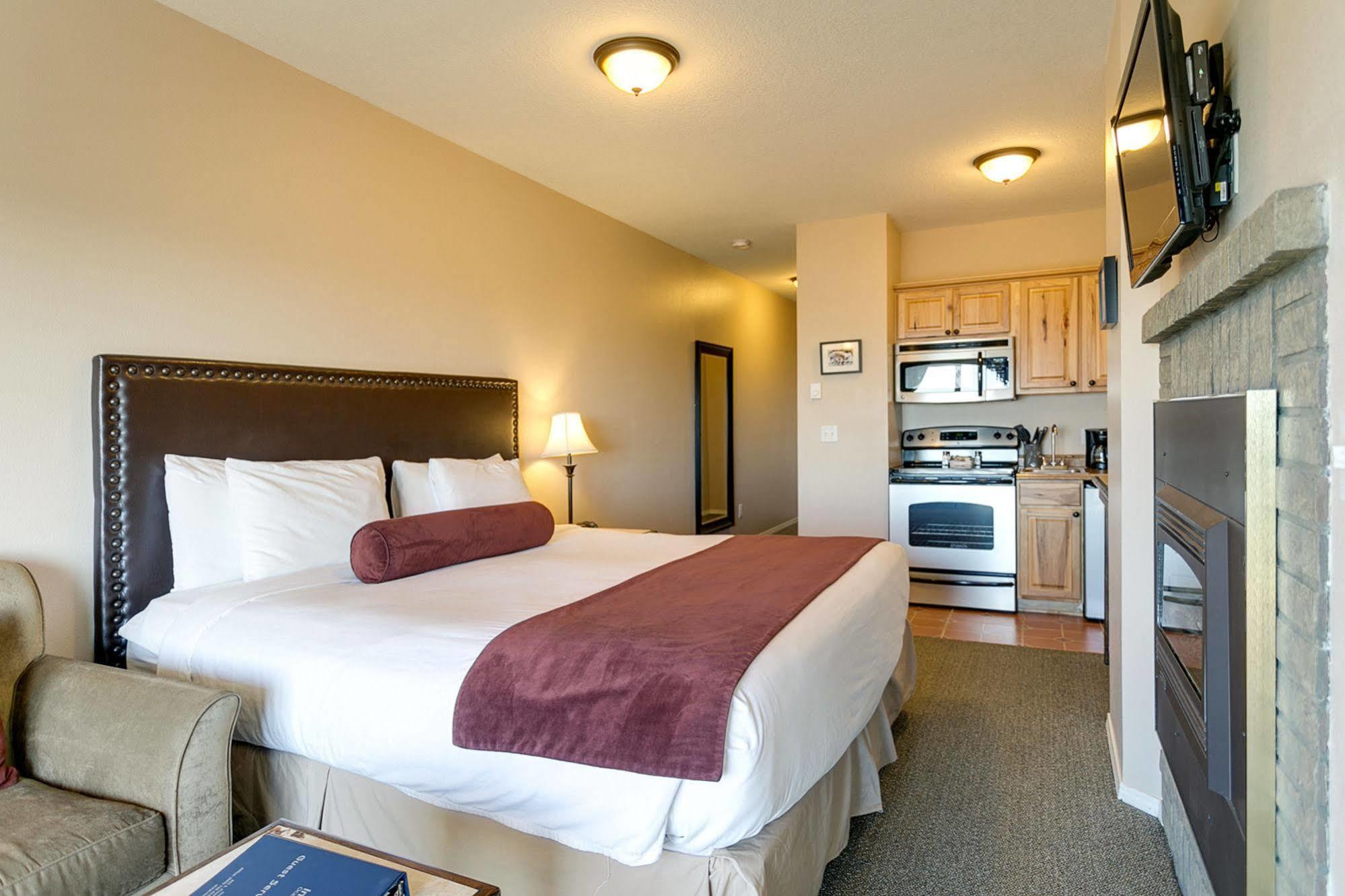 Inn At The Prom Oceanfront