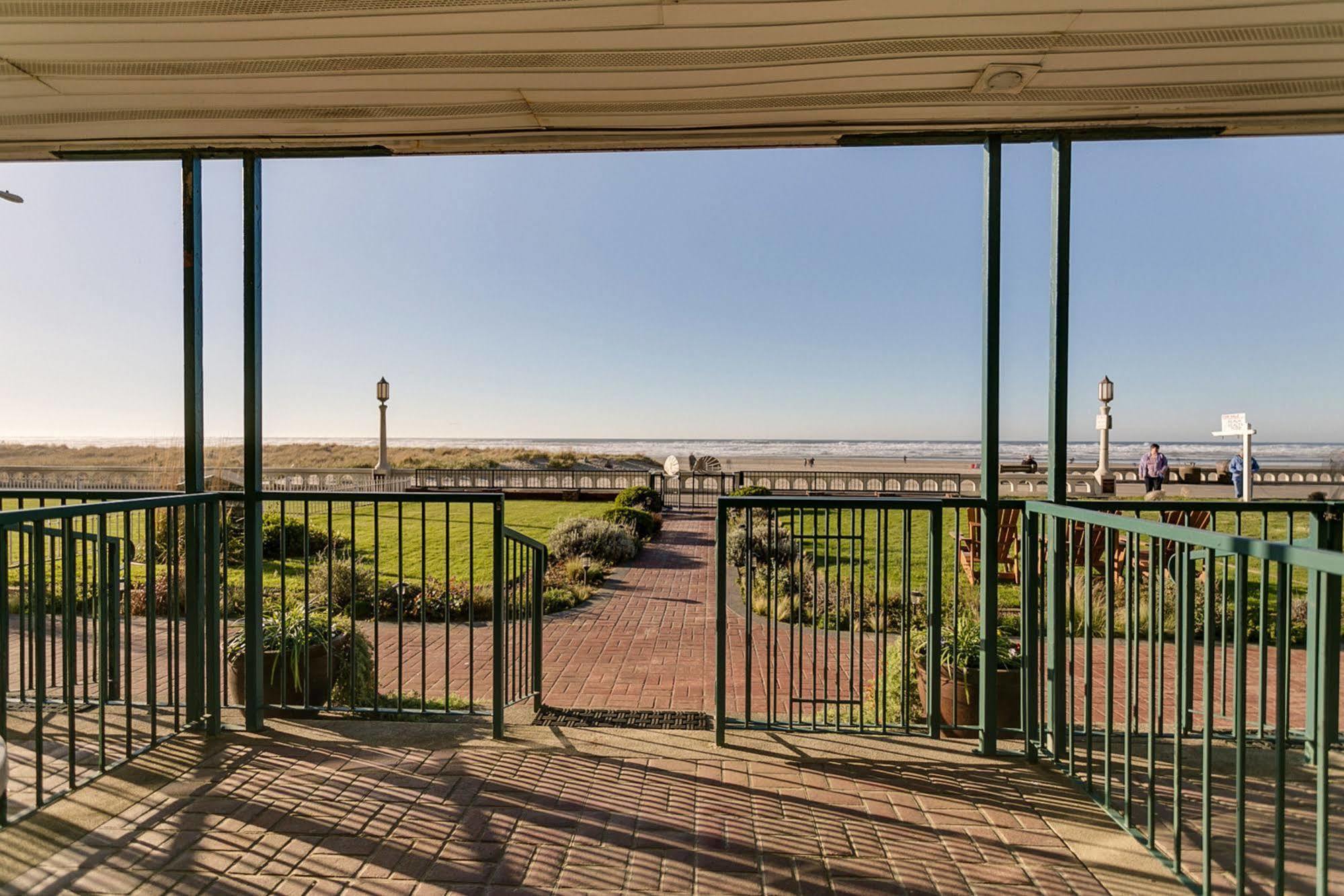 Inn At The Prom Oceanfront