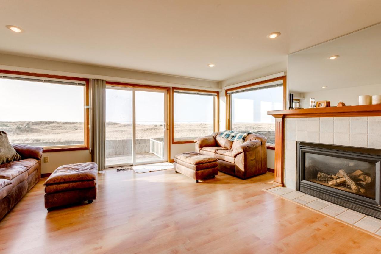 Frannie's Beachfront