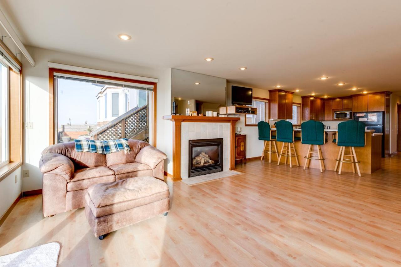 Frannie's Beachfront Holiday home Seaside