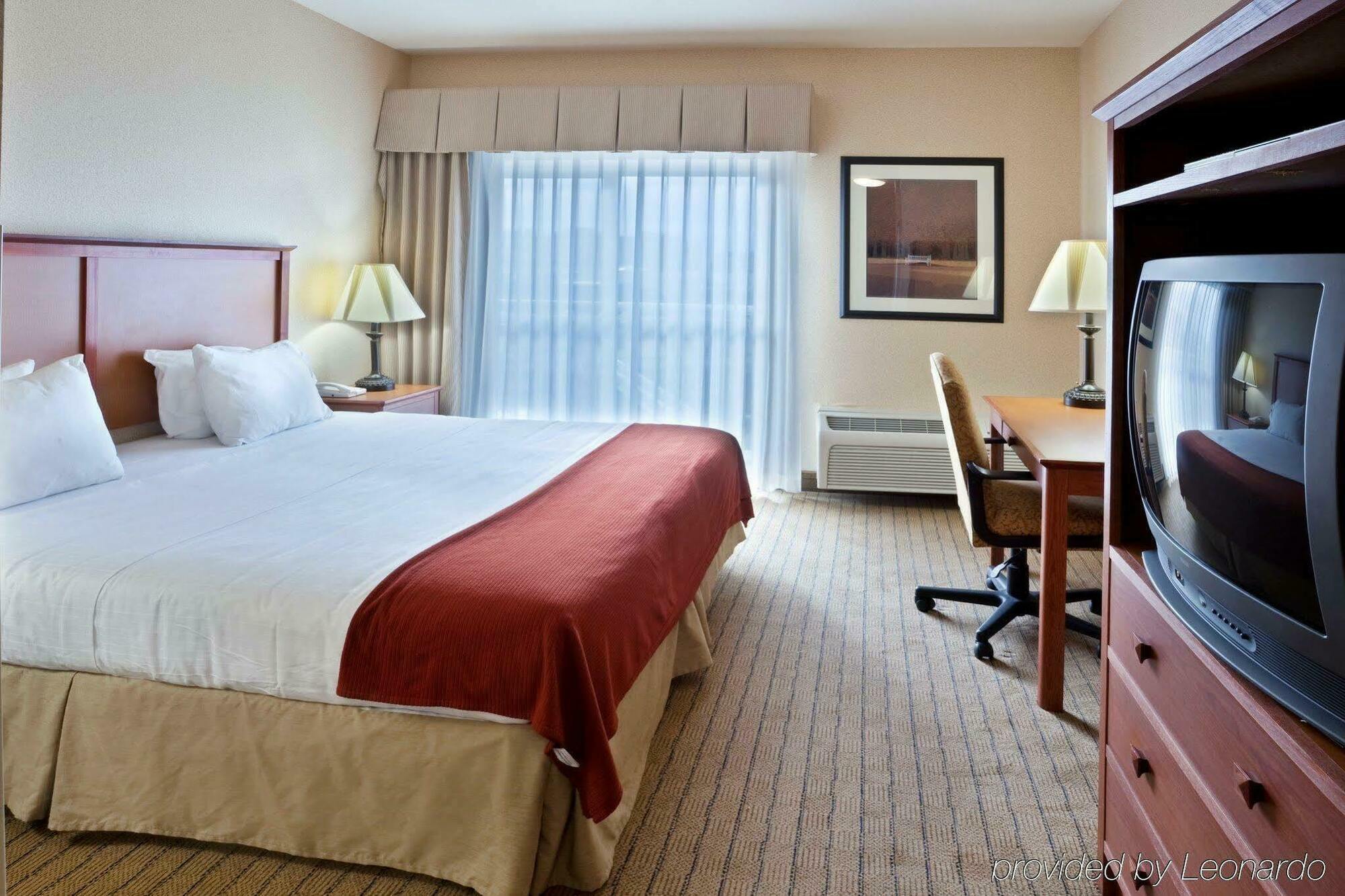 Express & Convention Center By Ihg Resort Seaside