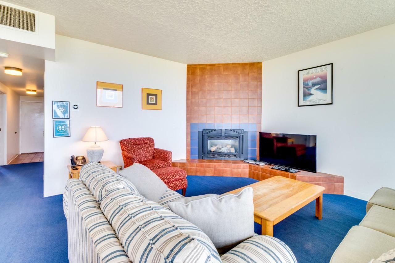 Sand & Sea: The Promenade Apartment Seaside